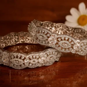 Vintage Style Crystal Filigree Bangle Set