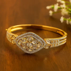 Royal diamond cluster bracelet in gold polish with marquise and round stones for luxurious bridal occasions