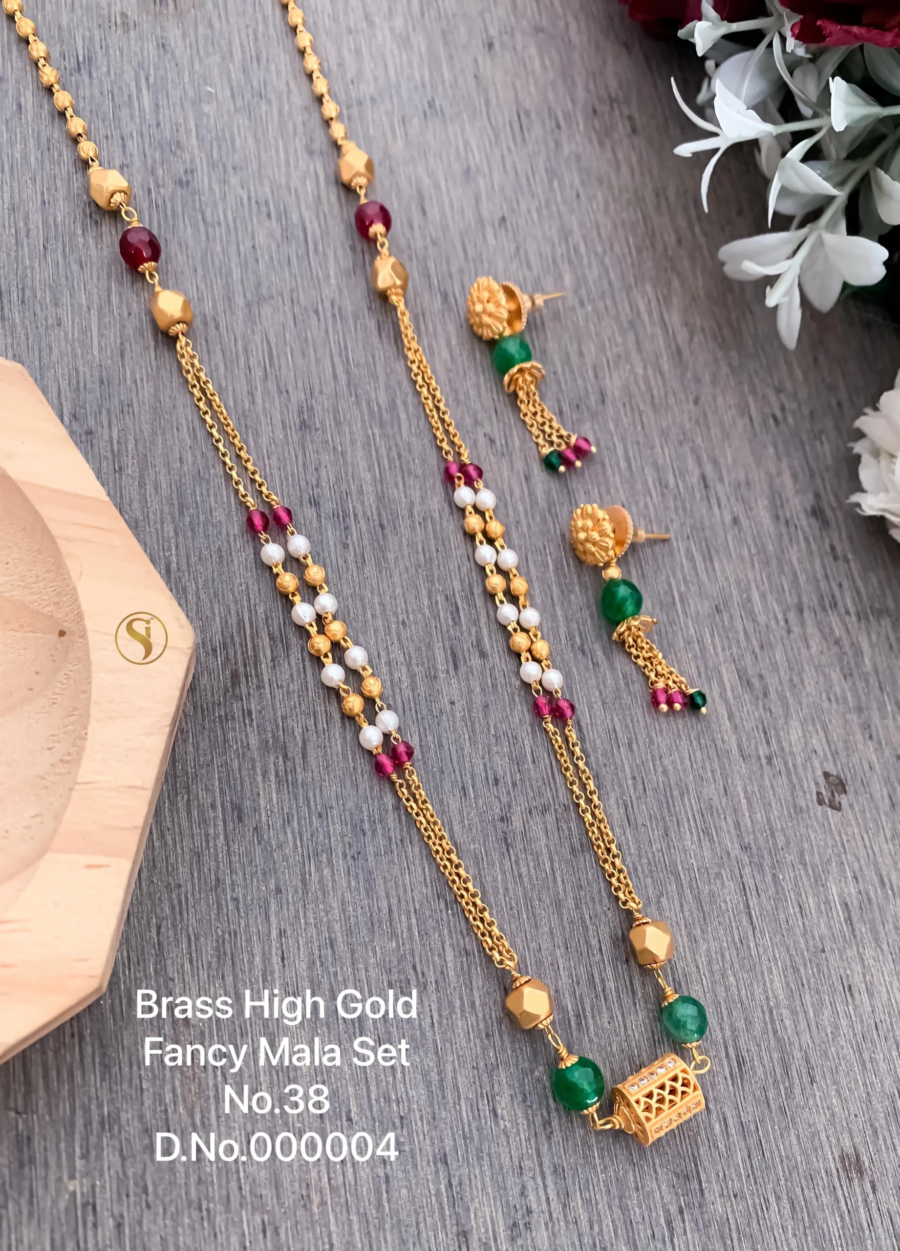 Green and ruby beaded fancy gold mala set for functions