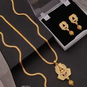 Pastel tone pendant earring set for soft elegant fashion