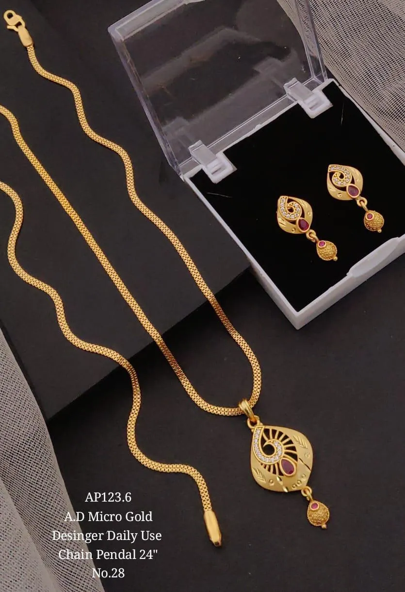 unique swirl pattern gold ad pendant set for women