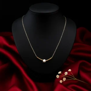 Single Pearl Minimal Pendant Necklace